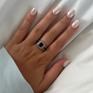 David Yurman petite  Albion® Ring with Black Onyx and Pavé Diamonds